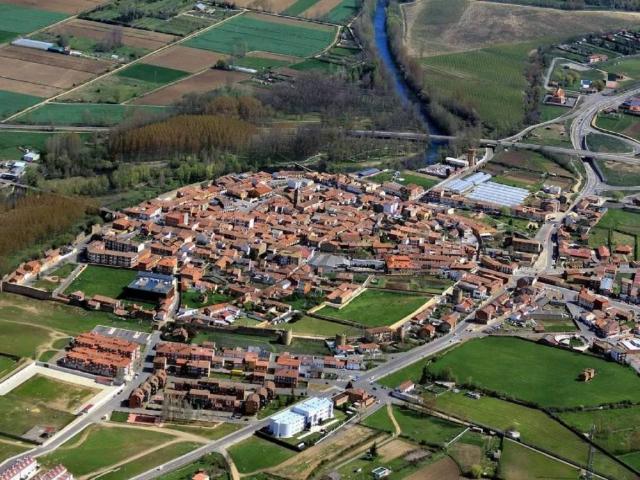 Local Comercial en venta en Mansilla De Las Mulas, Castilla y León