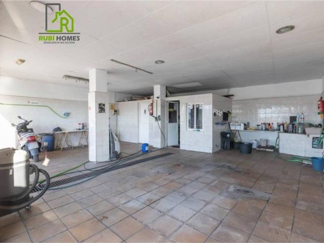 Local Comercial en venta en Comarca de la Vega de Granada, Andalucía