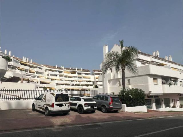 Local Comercial en venta en Nueva Andalucía, Costa del Sol Occidental