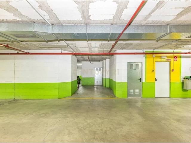 Local Comercial en venta en Nueva Andalucía, Costa del Sol Occidental