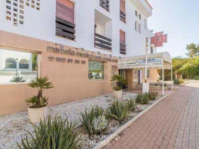 Local Comercial en venta en Nueva Andalucía, Costa del Sol Occidental