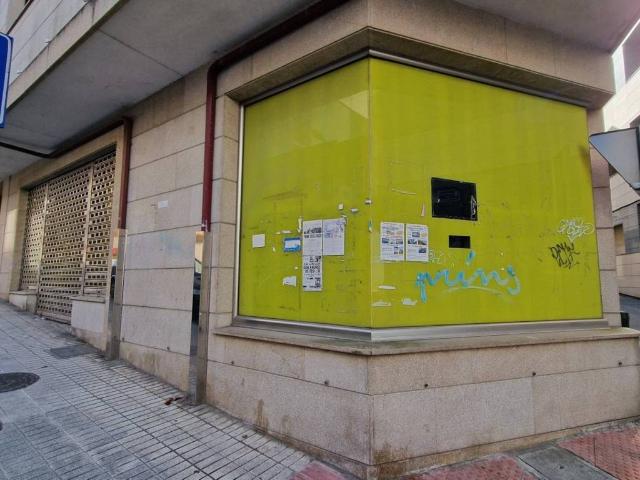 Local Comercial en venta en Marín