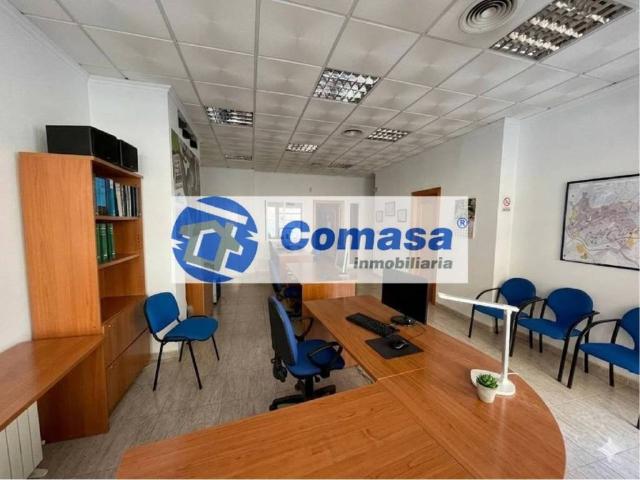Local Comercial en venta en Martos, Andalucía