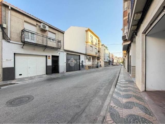 Local Comercial en venta en Martos, Andalucía