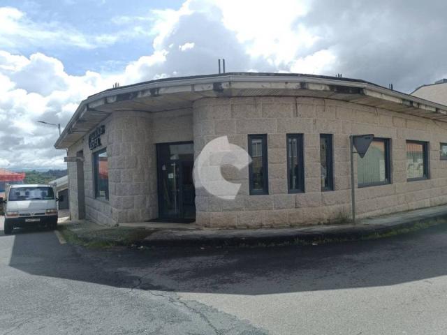Local Comercial en venta en O Carballiño, Galicia