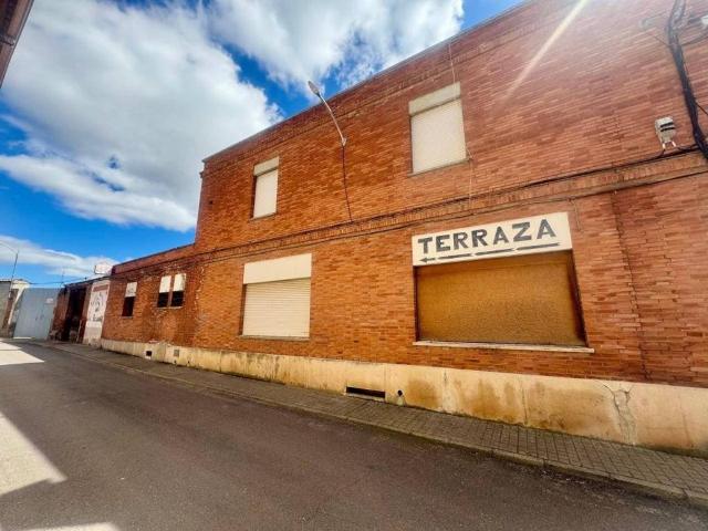 Local Comercial en venta en Matapozuelos, Castilla y León