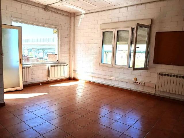 Local Comercial en venta en Medio Cudeyo, Cantabria