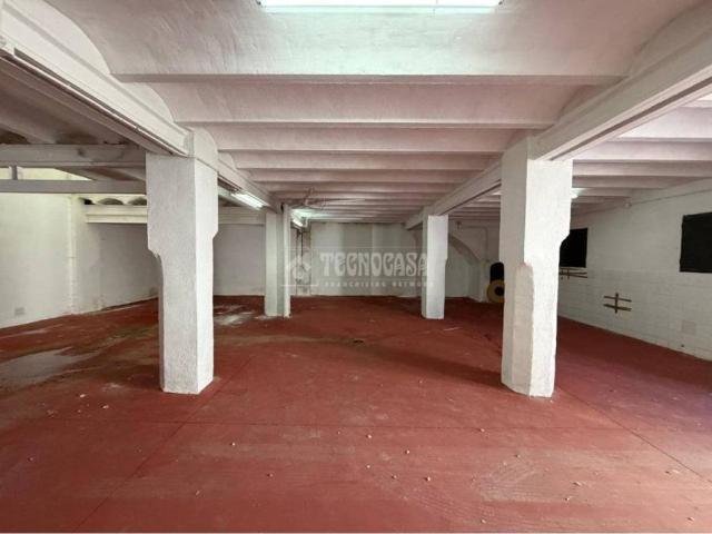 Local Comercial en venta en Mengíbar, Andalucía