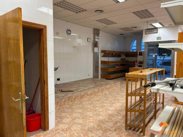 Local Comercial en venta en Mérida, Extremadura