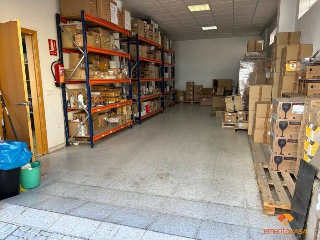 Local Comercial en venta en Mérida, Badajoz