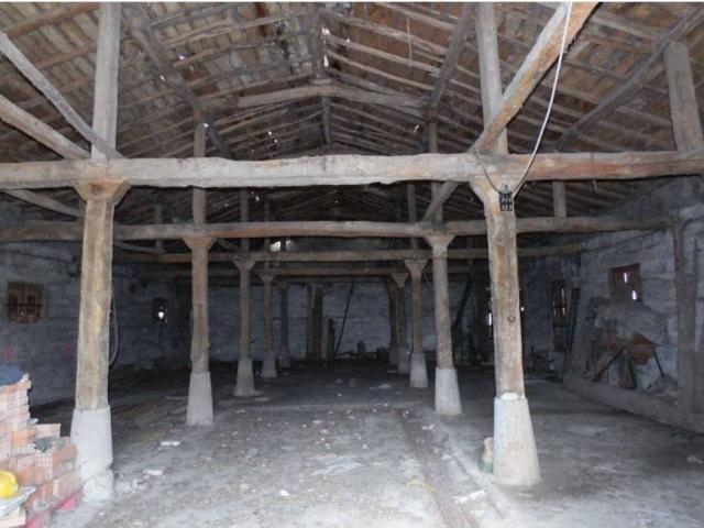 Local Comercial en venta en Merindad De Cuesta-urria, Castilla y León