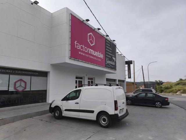 Local Comercial en venta en Comarca de Loja, Andalucía