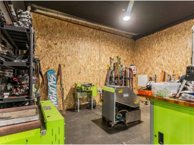 Local Comercial en venta en Comarca de la Vega de Granada, Andalucía