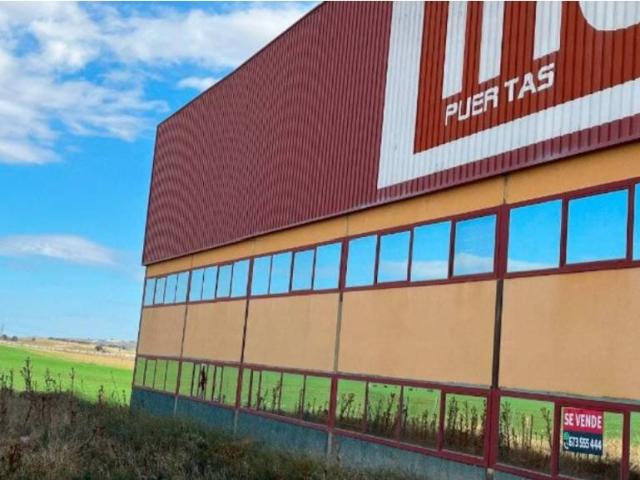 Local Comercial en venta en Montalbo, Castilla-La Mancha
