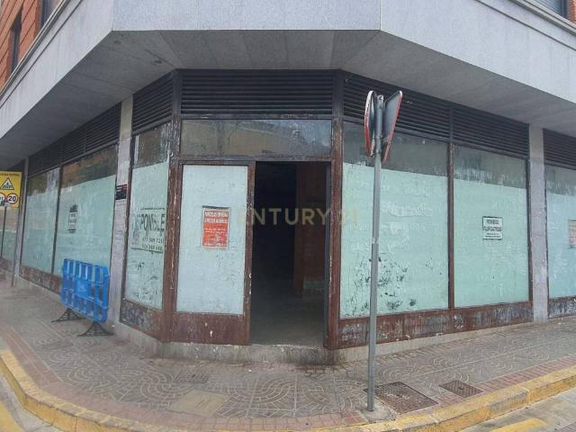 Local Comercial en venta en Mora, Castilla-La Mancha