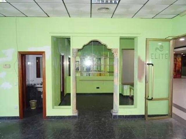 Local Comercial en venta en Parque Vosa, Móstoles