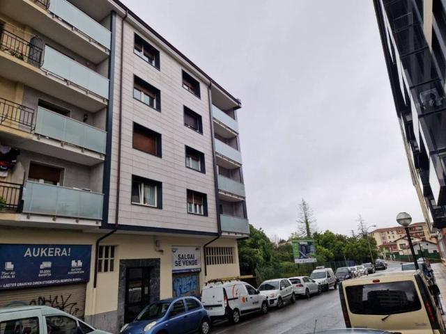 Local Comercial en venta en Mungia, Guipúzcoa