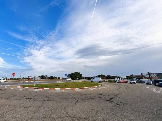 Local Comercial en venta en La Fuente De San Esteban, Castilla y León