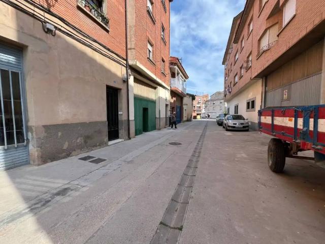 Local Comercial en venta en Murillo De Río Leza, La Rioja