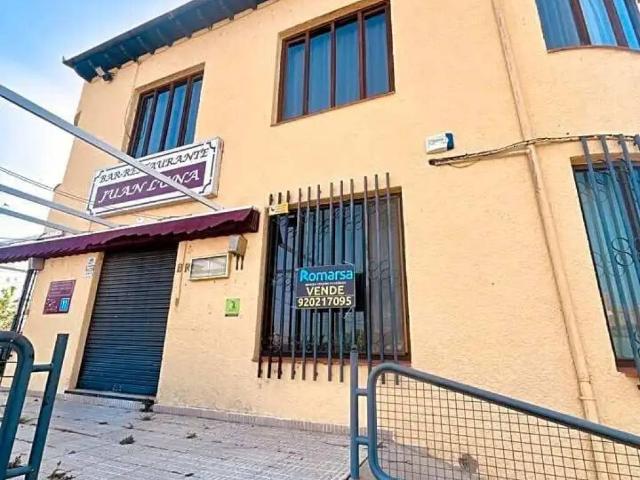 Local Comercial en venta en Muñogalindo, Castilla y León