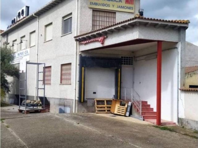 Local Comercial en venta en Muñogalindo, Castilla y León