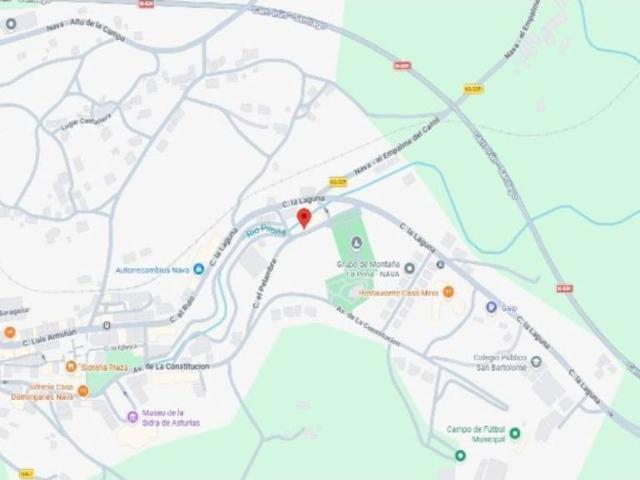 Local Comercial en venta en Nava, Asturias
