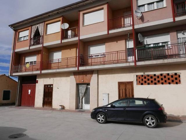 Local Comercial en venta en Nava De La Asunción, Comunidad de Villa y Tierra de Coca