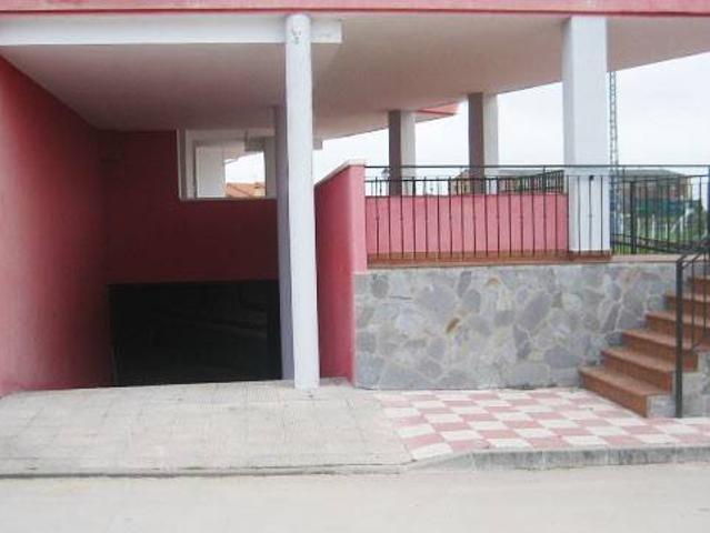 Local Comercial en venta en Navalcán, Castilla-La Mancha
