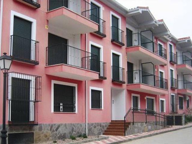 Local Comercial en venta en Navalcán