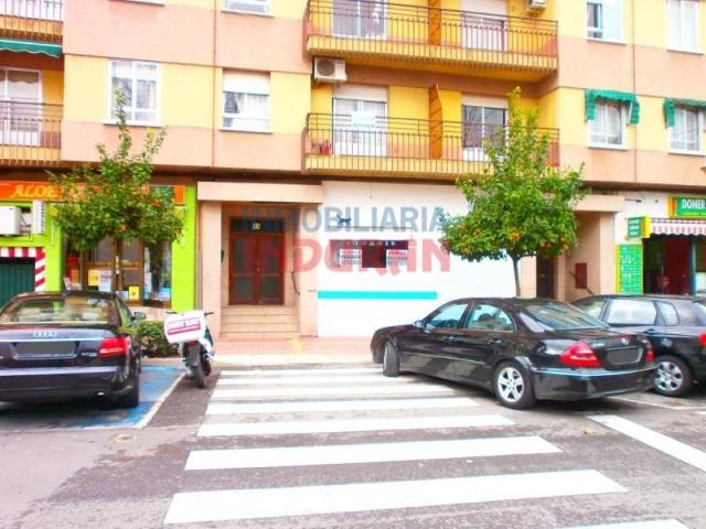 Local Comercial en venta en Navalmoral De La Mata, Extremadura