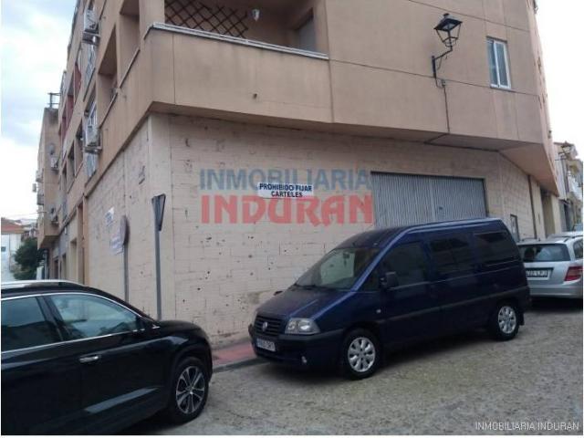 Local Comercial en venta en Navalmoral De La Mata, Extremadura