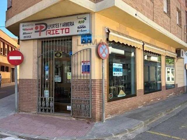 Local Comercial en venta en Navalmoral De La Mata, Extremadura