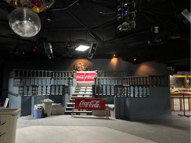 Local Comercial en venta en Navaluenga, Castilla y León