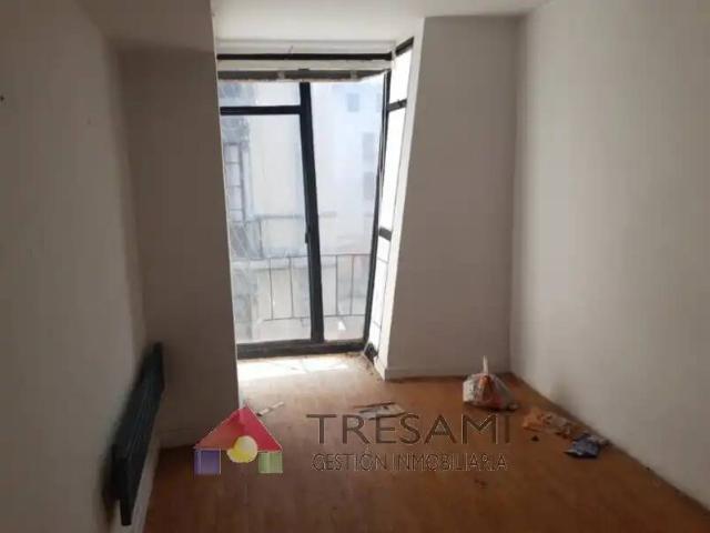 Local Comercial en venta en Navia, Asturias