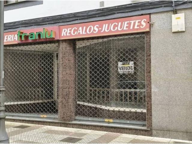 Local Comercial en venta en Navia, Asturias