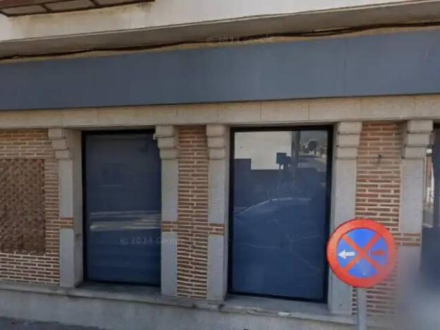 Local Comercial en venta en Novés, Castilla-La Mancha