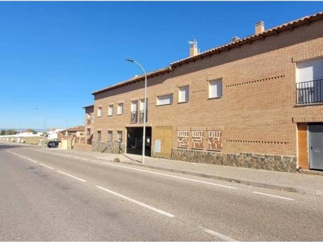 Local Comercial en venta en Novés, Castilla-La Mancha