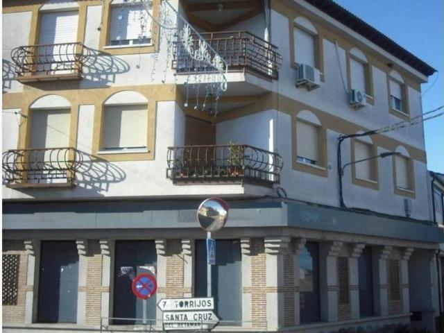 Local Comercial en venta en Novés, Castilla-La Mancha