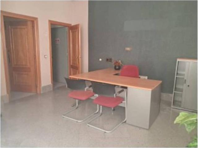Local Comercial en venta en Novés, Castilla-La Mancha