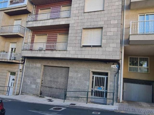 Local Comercial en venta en O Carballiño, Galicia