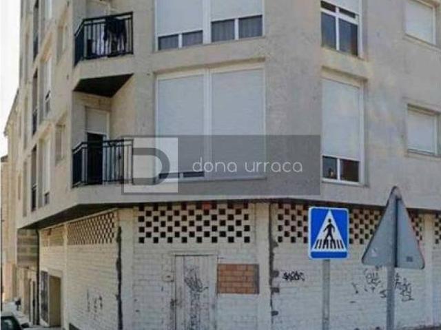 Local Comercial en venta en O Carballiño, Galicia