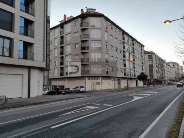 Local Comercial en venta en O Carballiño, Galicia