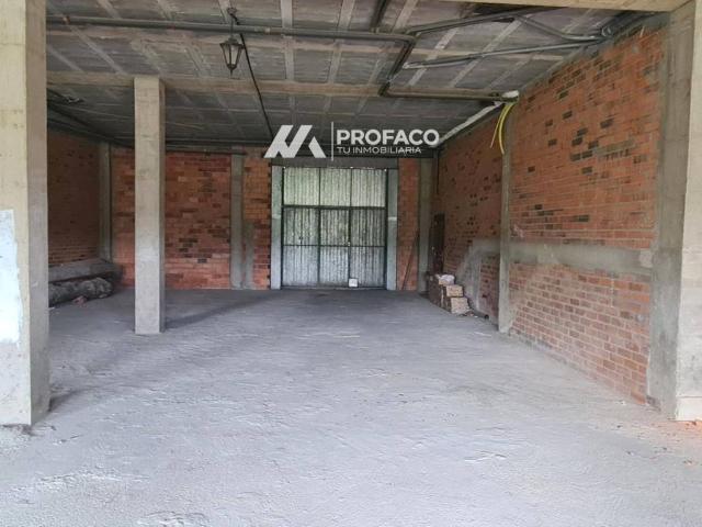 Local Comercial en venta en O Carballiño, Galicia