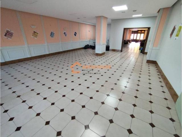Local Comercial en venta en O Carballiño, Galicia
