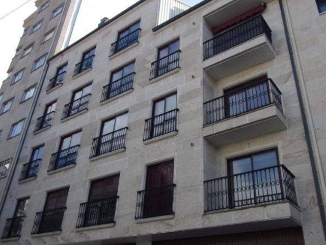 Local Comercial en venta en O Carballiño