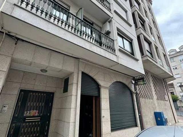 Local Comercial en venta en O Carballiño