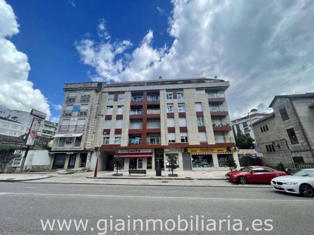 Local Comercial en venta en O Porriño, Vigo
