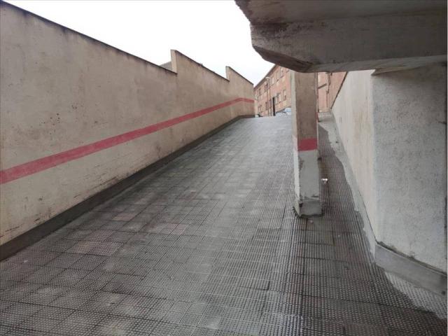 Local Comercial en venta en Olías Del Rey, Castilla-La Mancha