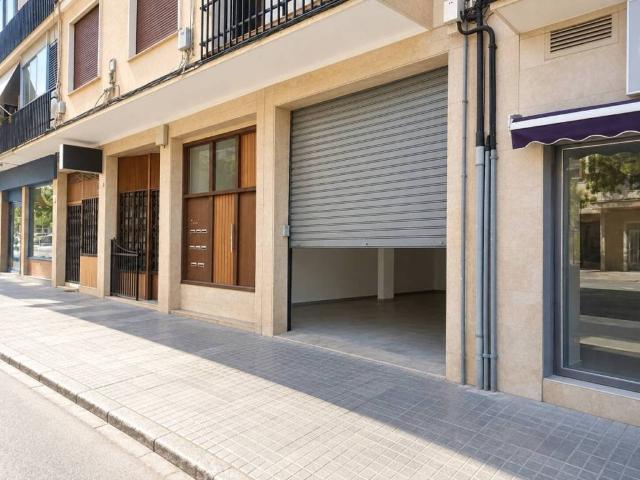 Local Comercial en venta en Oliva, València / Valencia