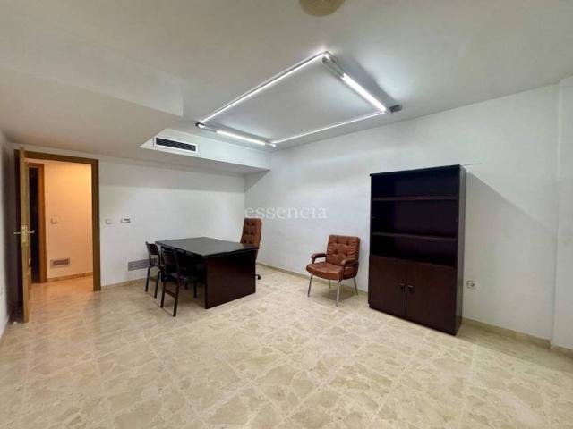 Local Comercial en venta en Oliva, València / Valencia